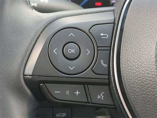 Used 2025 Toyota RAV4 XSE image 31