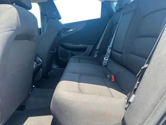 Used 2024 Chevrolet Malibu LT FWD image 17