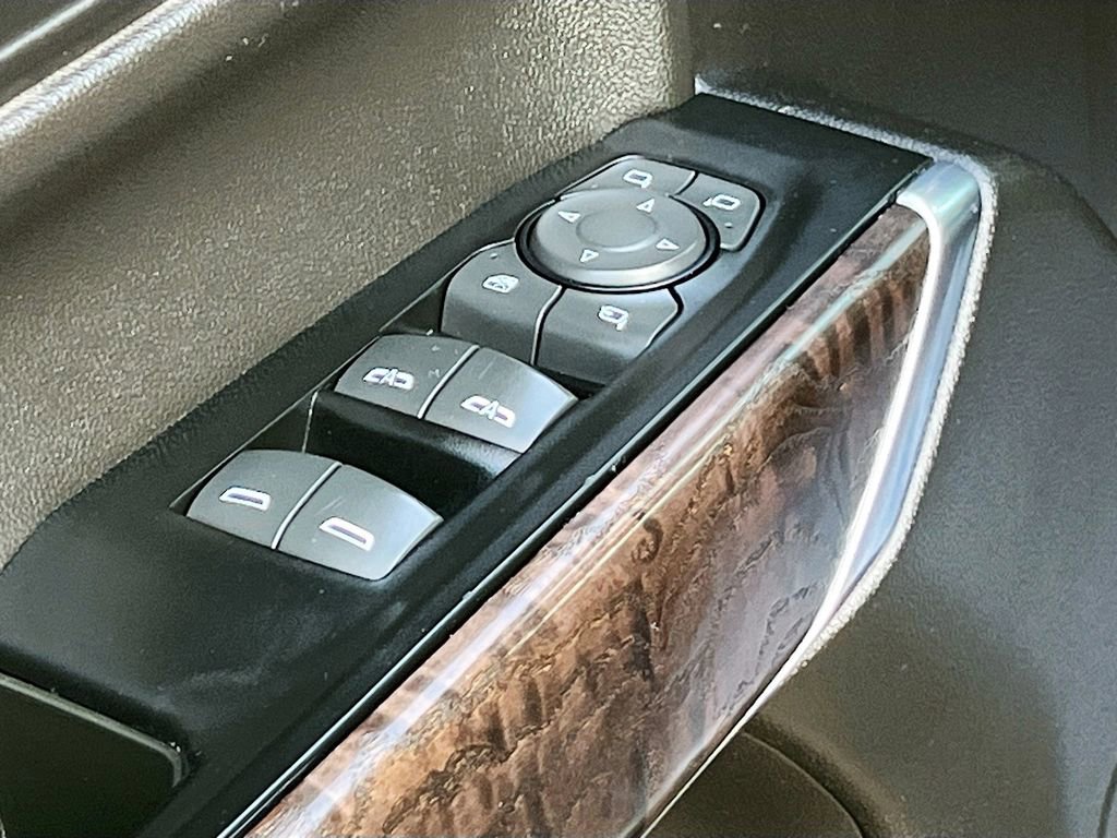 Used 2019 GMC Sierra 1500 Denali w/ Denali Ultimate Package image 17