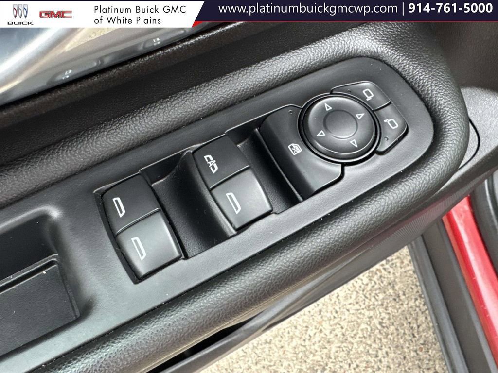 Used 2024 GMC Terrain AT4 image 18