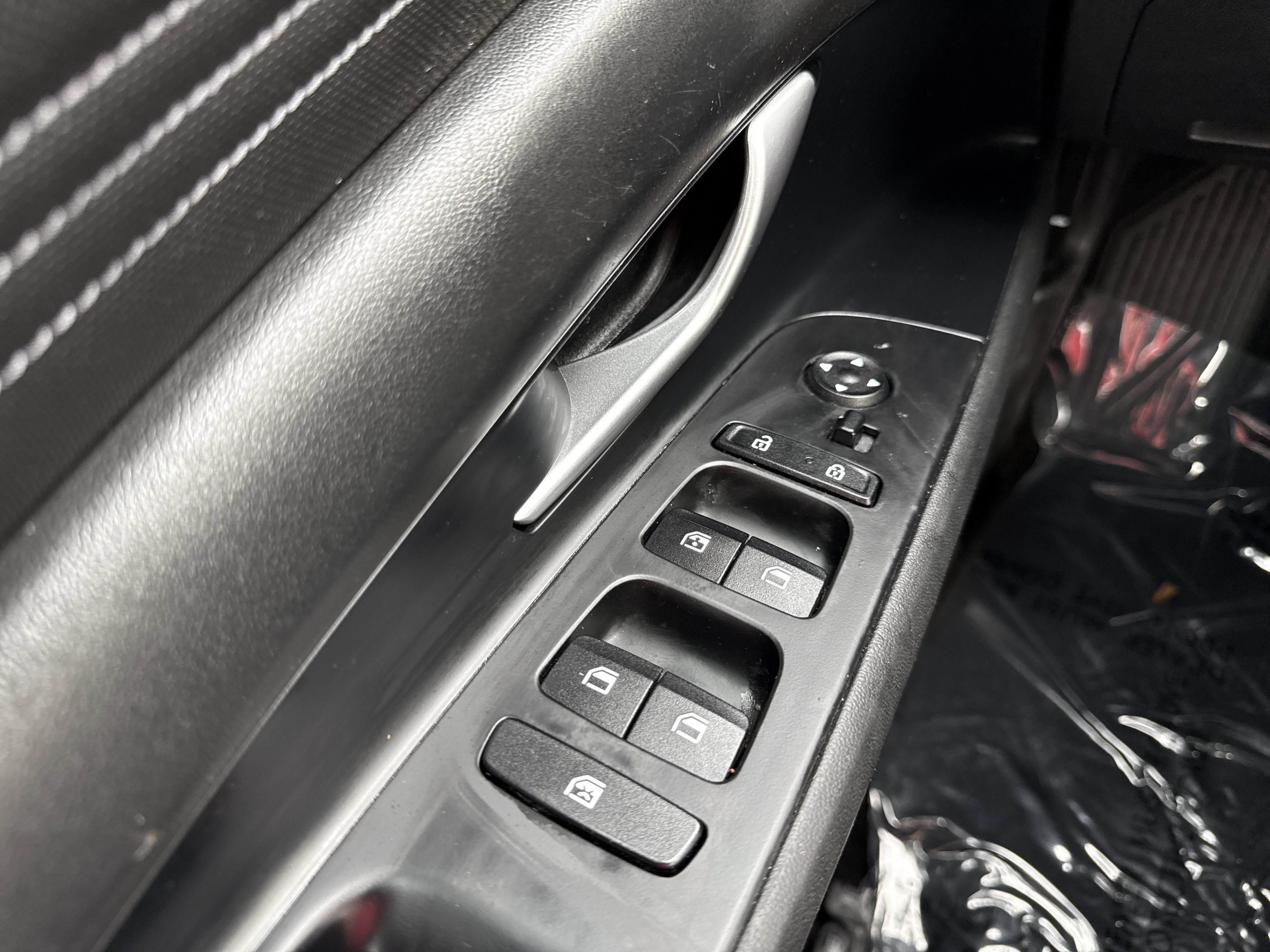 Used 2022 Hyundai Elantra SEL w/ Convenience Package FWD image 29