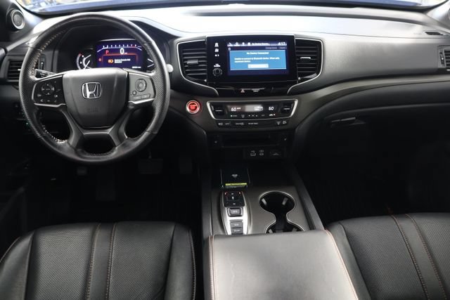 Used 2024 Honda Passport TrailSport image 2