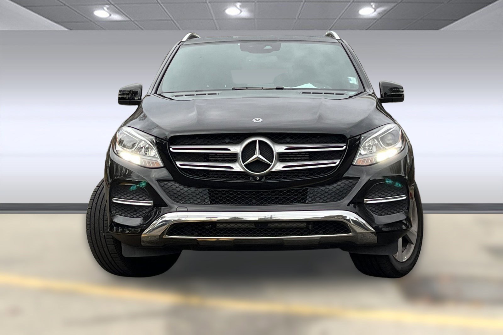Used 2018 Mercedes-Benz GLE 350 4MATIC image 4