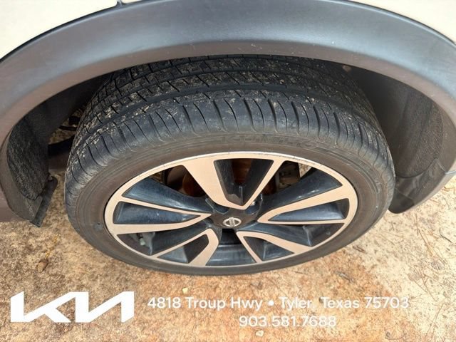 Used 2018 Nissan Rogue Sport SL w/ SL Premium Package FWD image 8