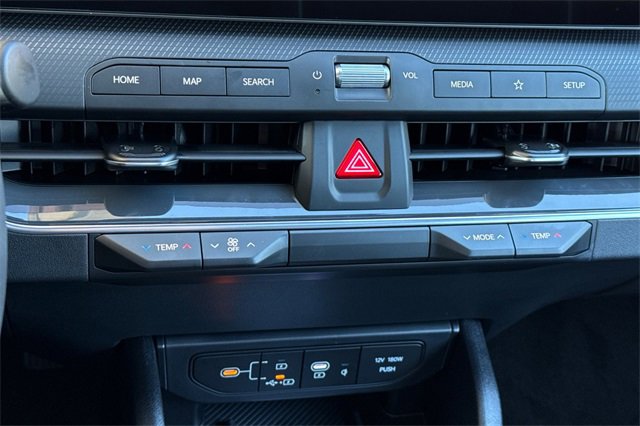 New 2025 Kia K4 GT-Line image 24