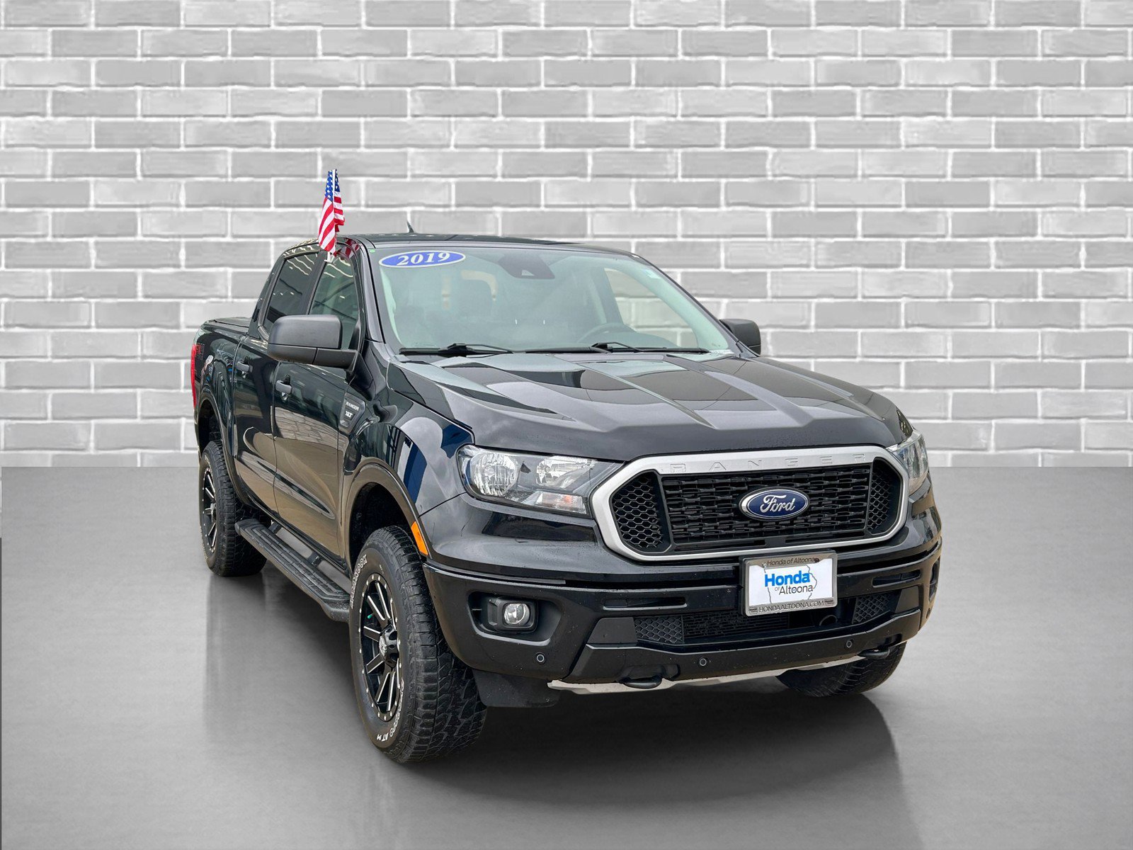 Used 2019 Ford Ranger XLT w/ FX4 Off-Road Package image 7