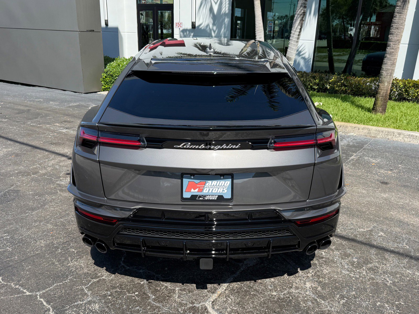 Used 2024 Lamborghini Urus S AWD/4WD image 16