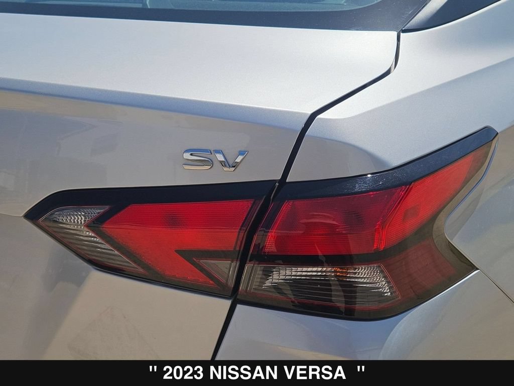Used 2023 Nissan Versa SV FWD image 7