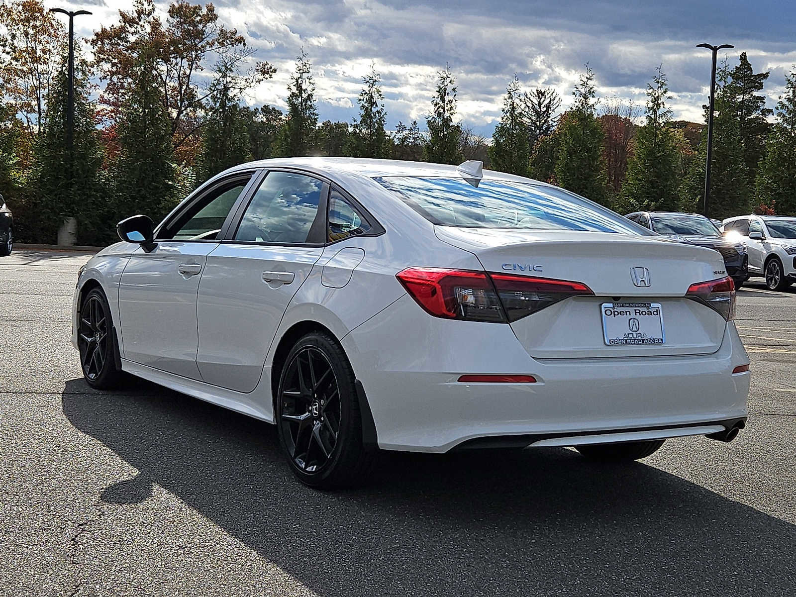 Used 2023 Honda Civic Sport image 5