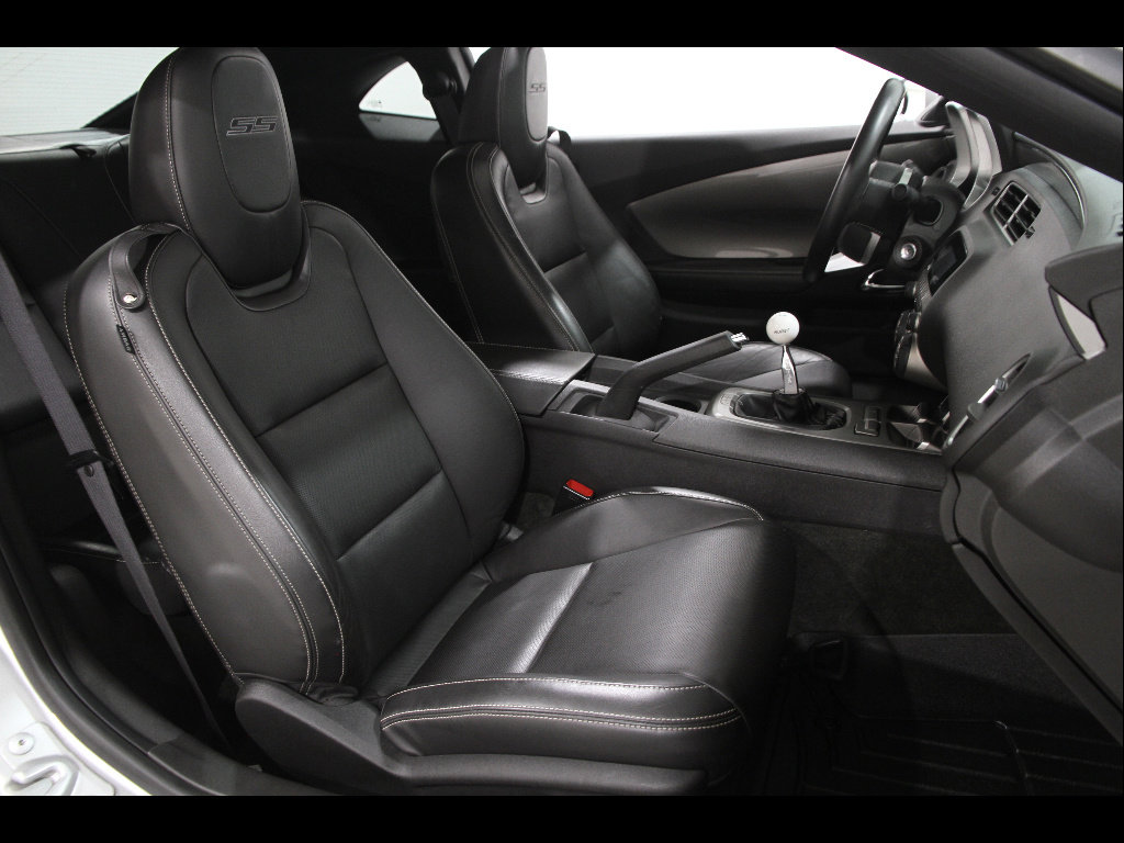Used 2011 Chevrolet Camaro SS w/ RS Package RWD image 15