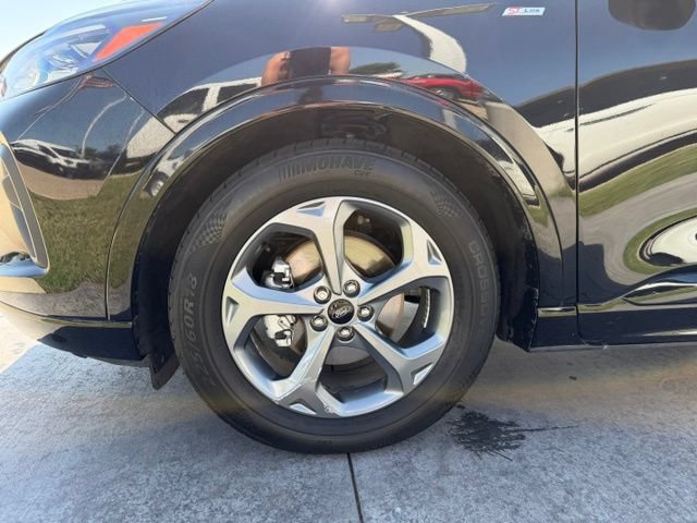 Certified 2023 Ford Escape ST-Line w/ Tech Pack #1 FWD image 4