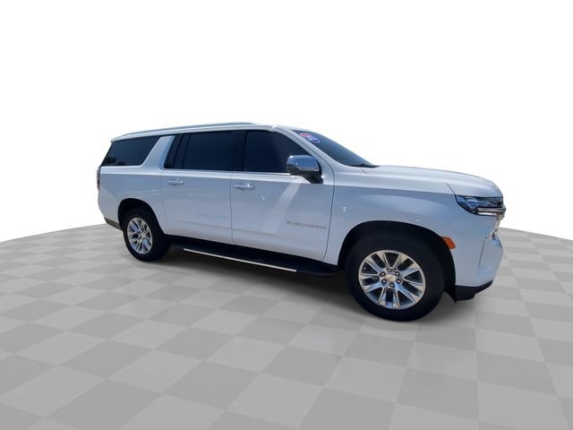 Used 2022 Chevrolet Suburban Premier AWD/4WD image 3