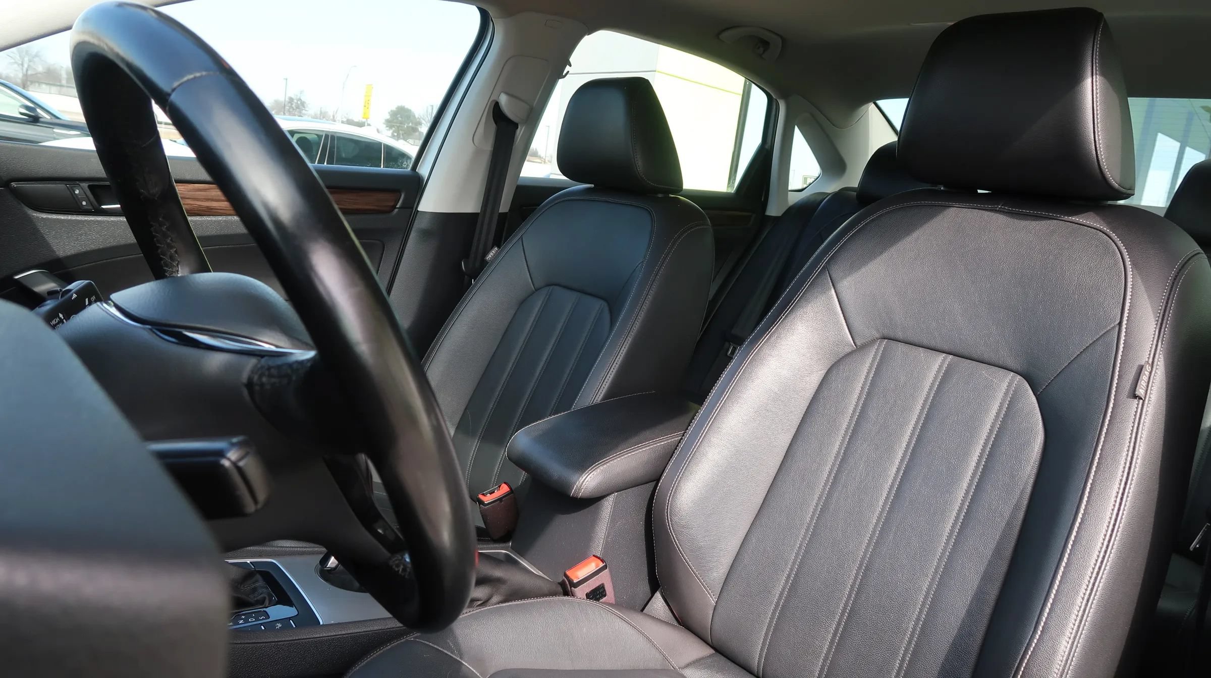 Used 2020 Volkswagen Passat 2.0T SEL FWD image 18