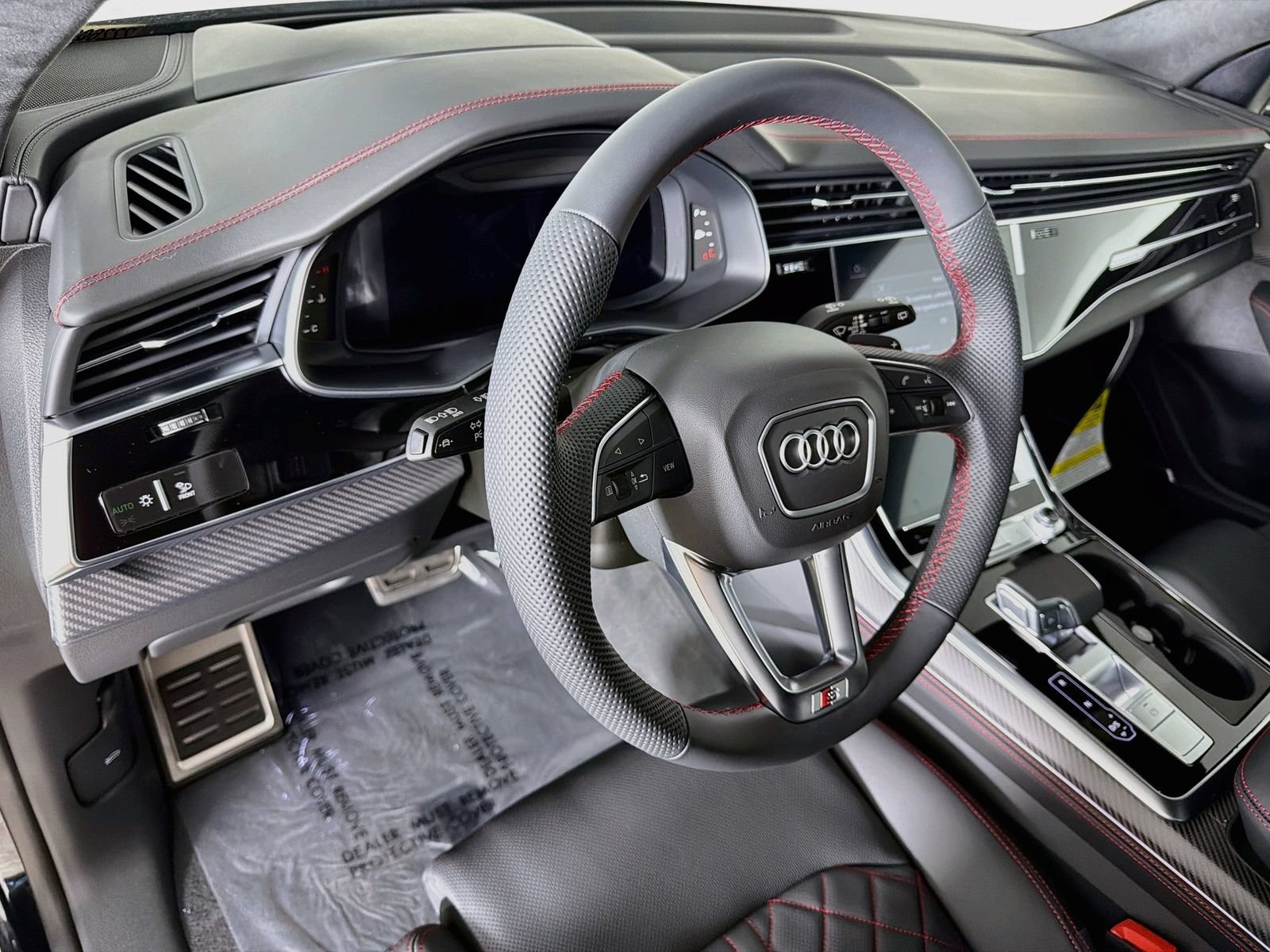New 2026 Audi SQ8 Prestige AWD/4WD image 9