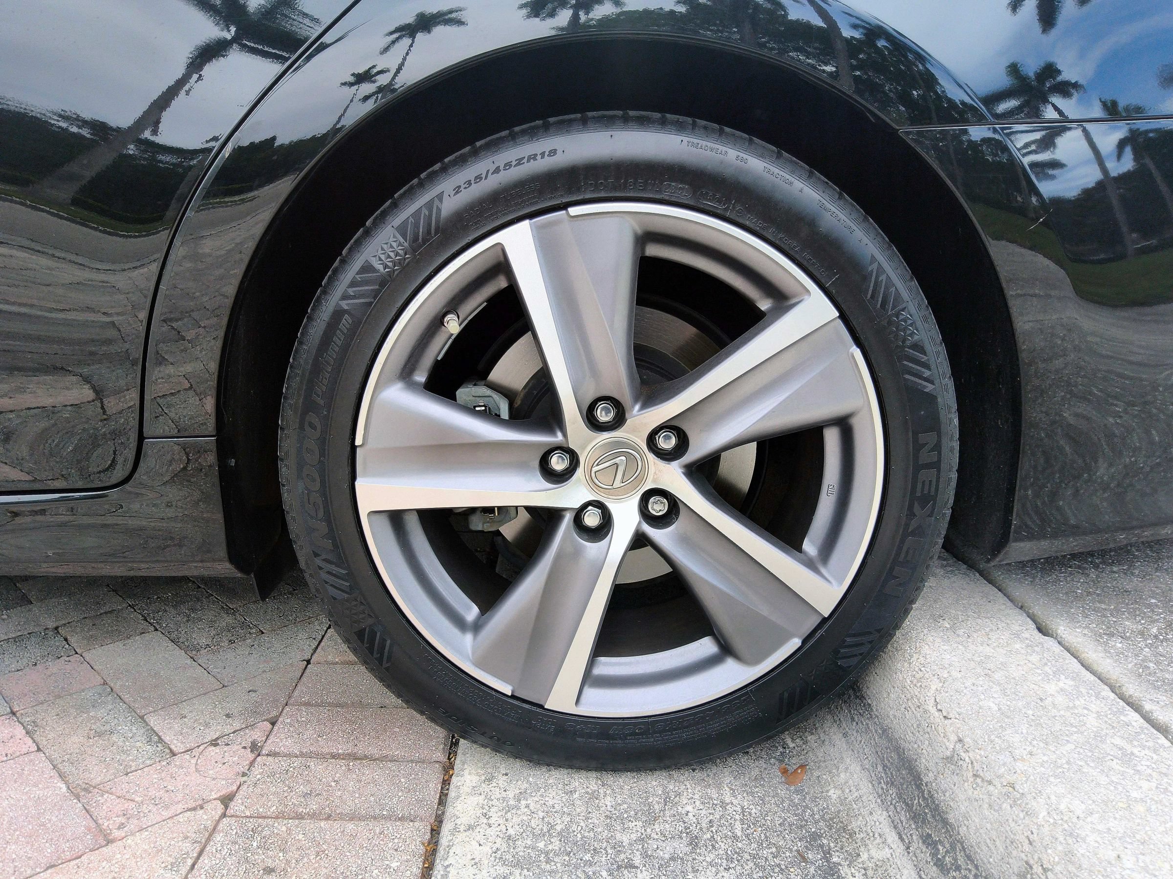 Used 2017 Lexus GS 350 w/ Preferred Accessory Package RWD image 49
