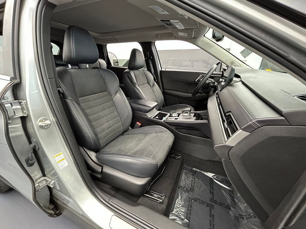 Used 2024 Mitsubishi Outlander SE image 52