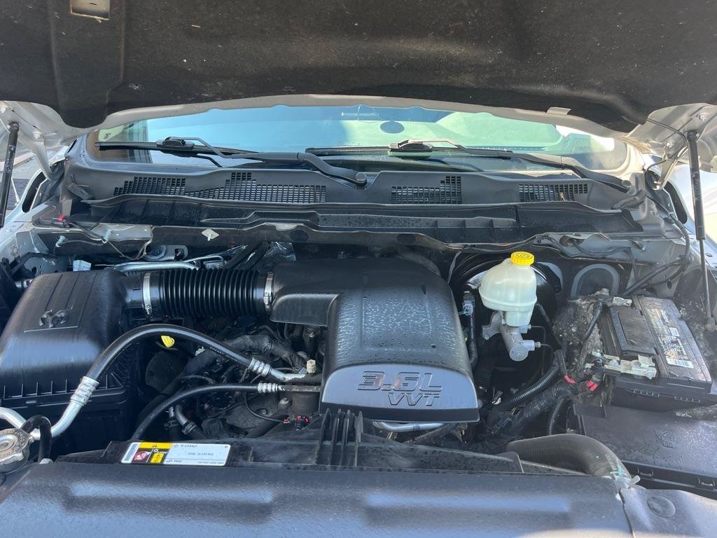 Used 2016 RAM 1500 Express AWD/4WD image 22