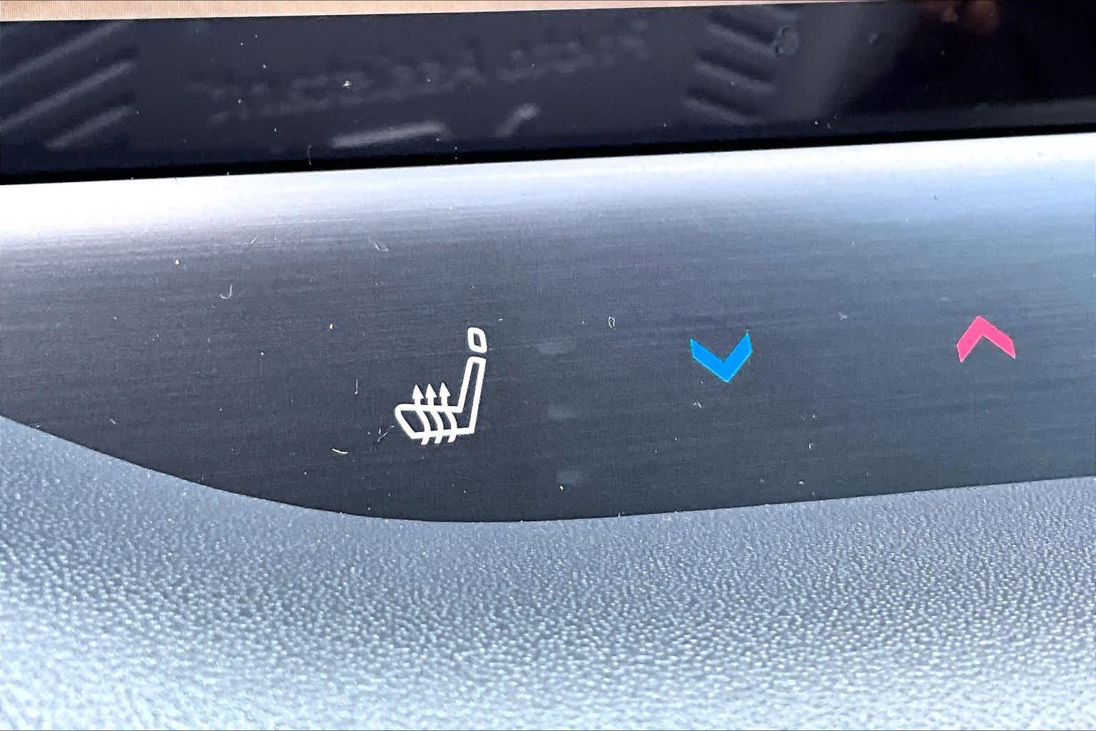New 2026 Nissan Leaf SV+ w/ Floor Mat Package (SV+) image 18
