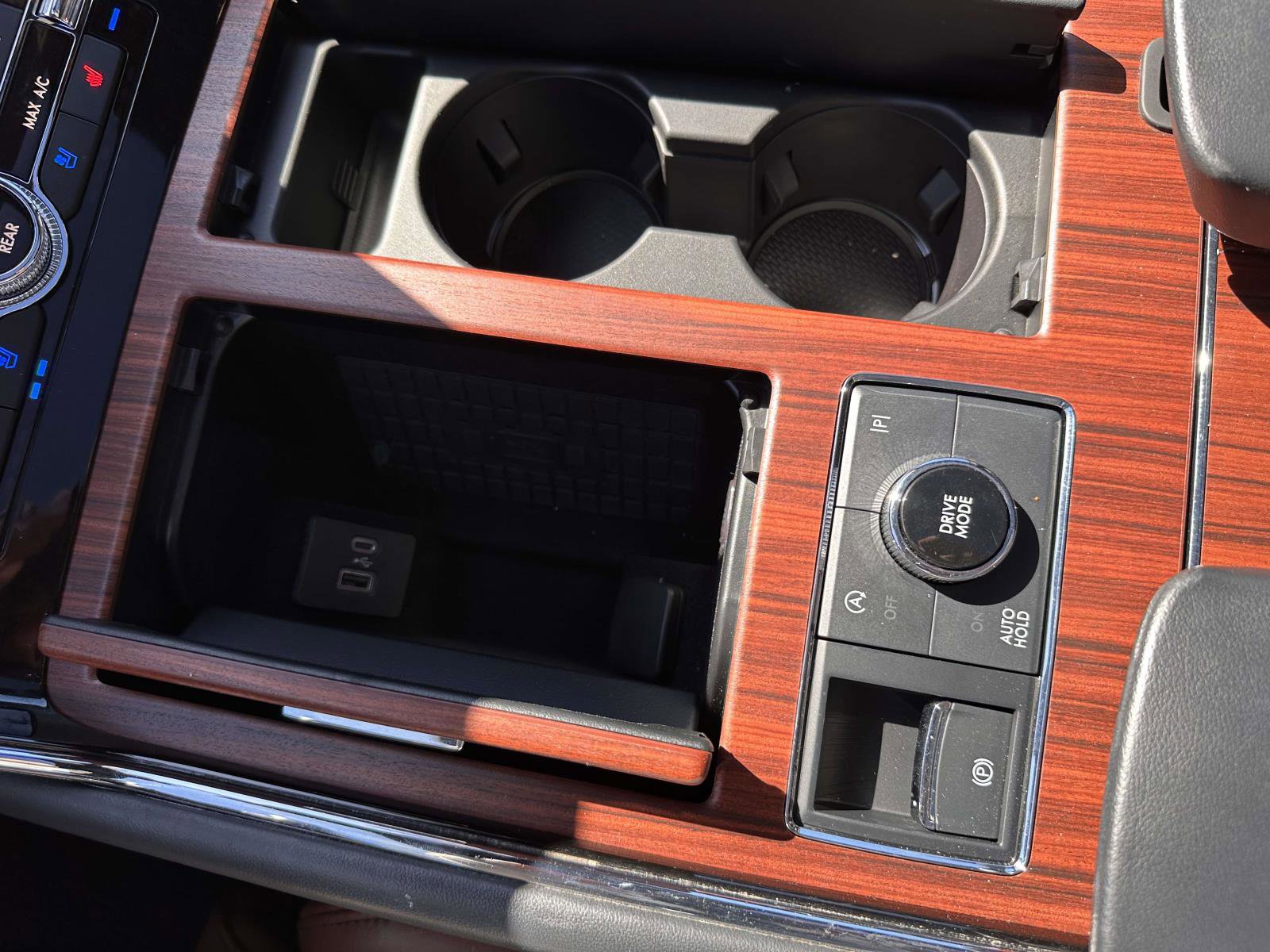 Used 2023 Lincoln Navigator L Reserve image 28