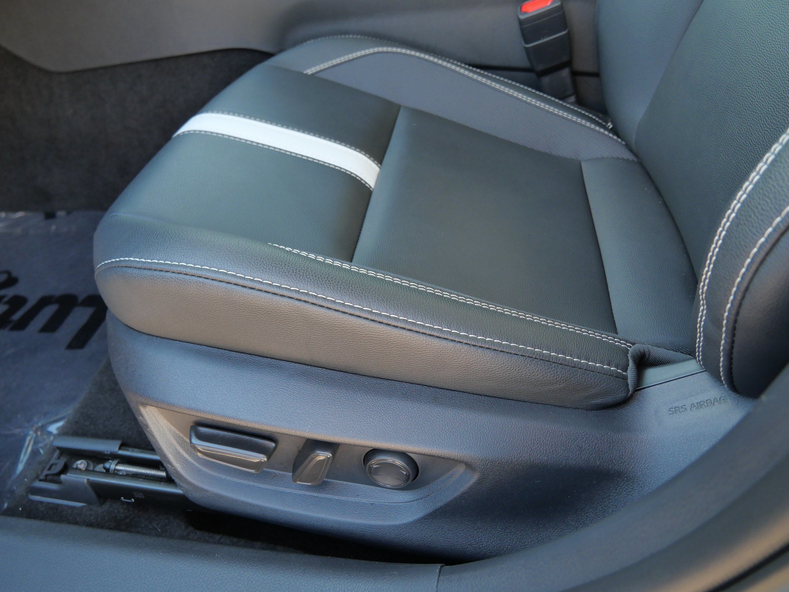 Used 2026 Toyota Camry SE FWD image 21