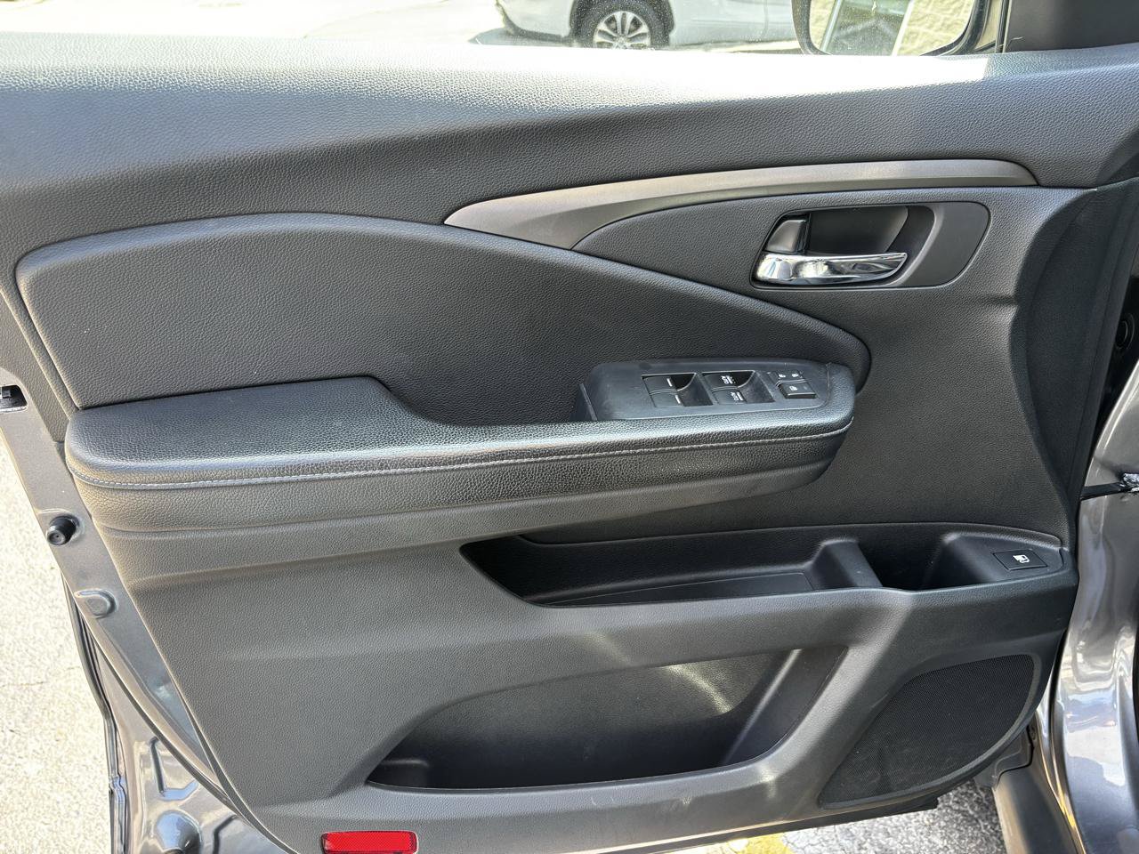 Used 2019 Honda Ridgeline RTL-T image 12