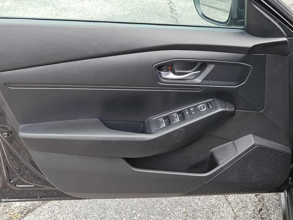 Used 2025 Honda Accord LX image 14