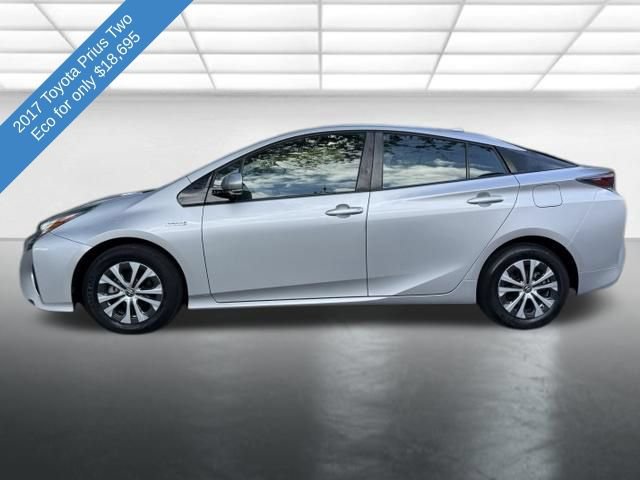 Used 2017 Toyota Prius Two FWD image 2