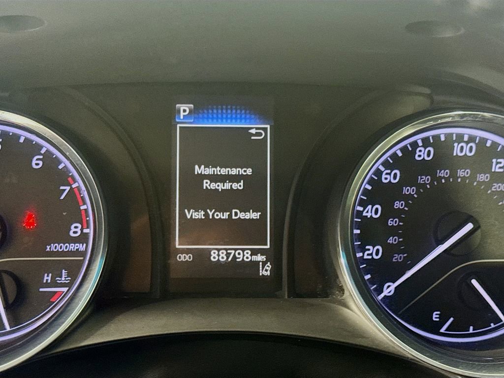 Used 2019 Toyota Camry SE image 14