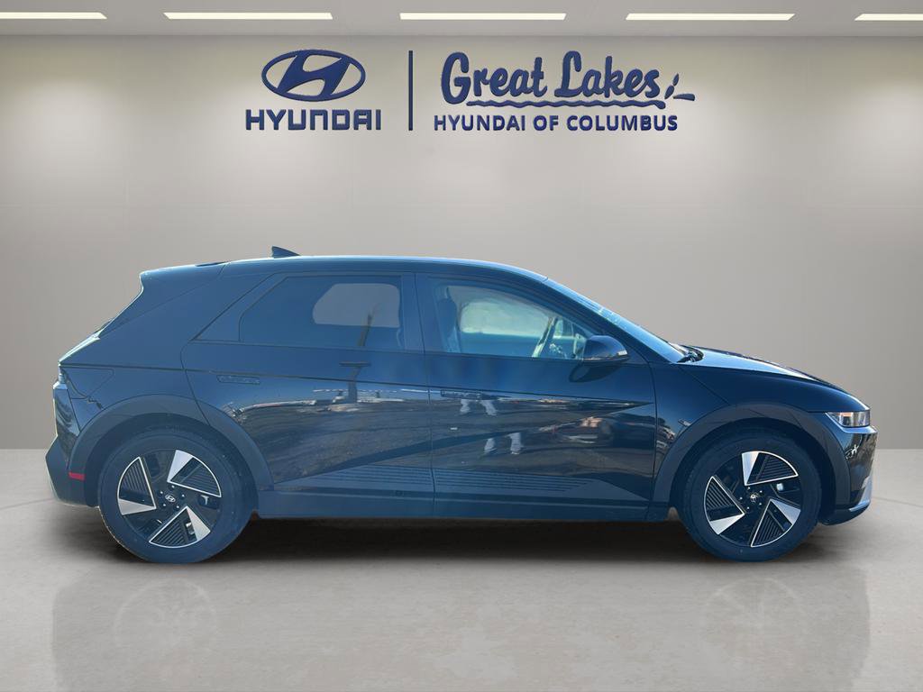 Certified 2025 Hyundai Ioniq 5 SE image 6
