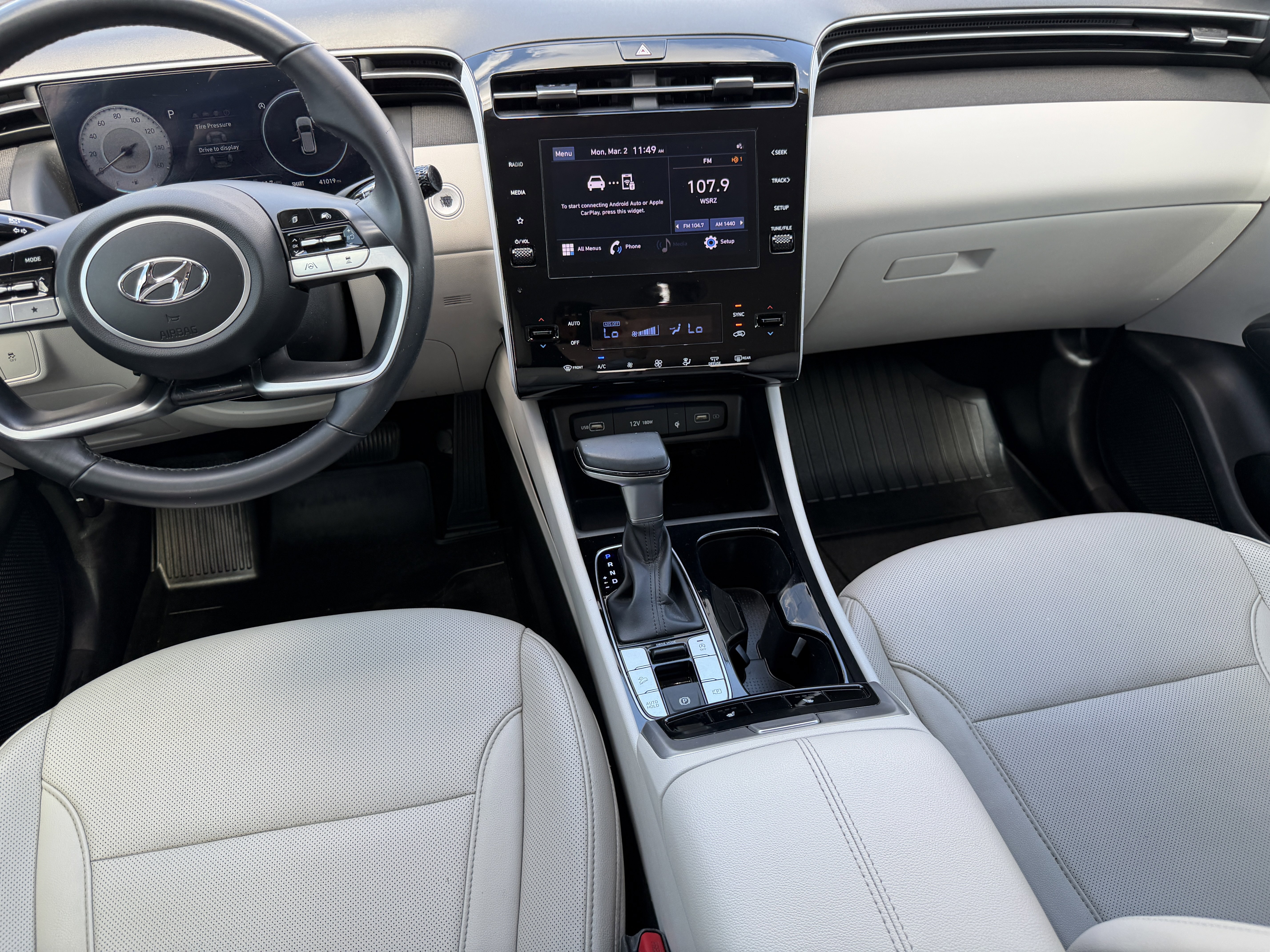 Used 2023 Hyundai Tucson SEL w/ Convenience Package image 16