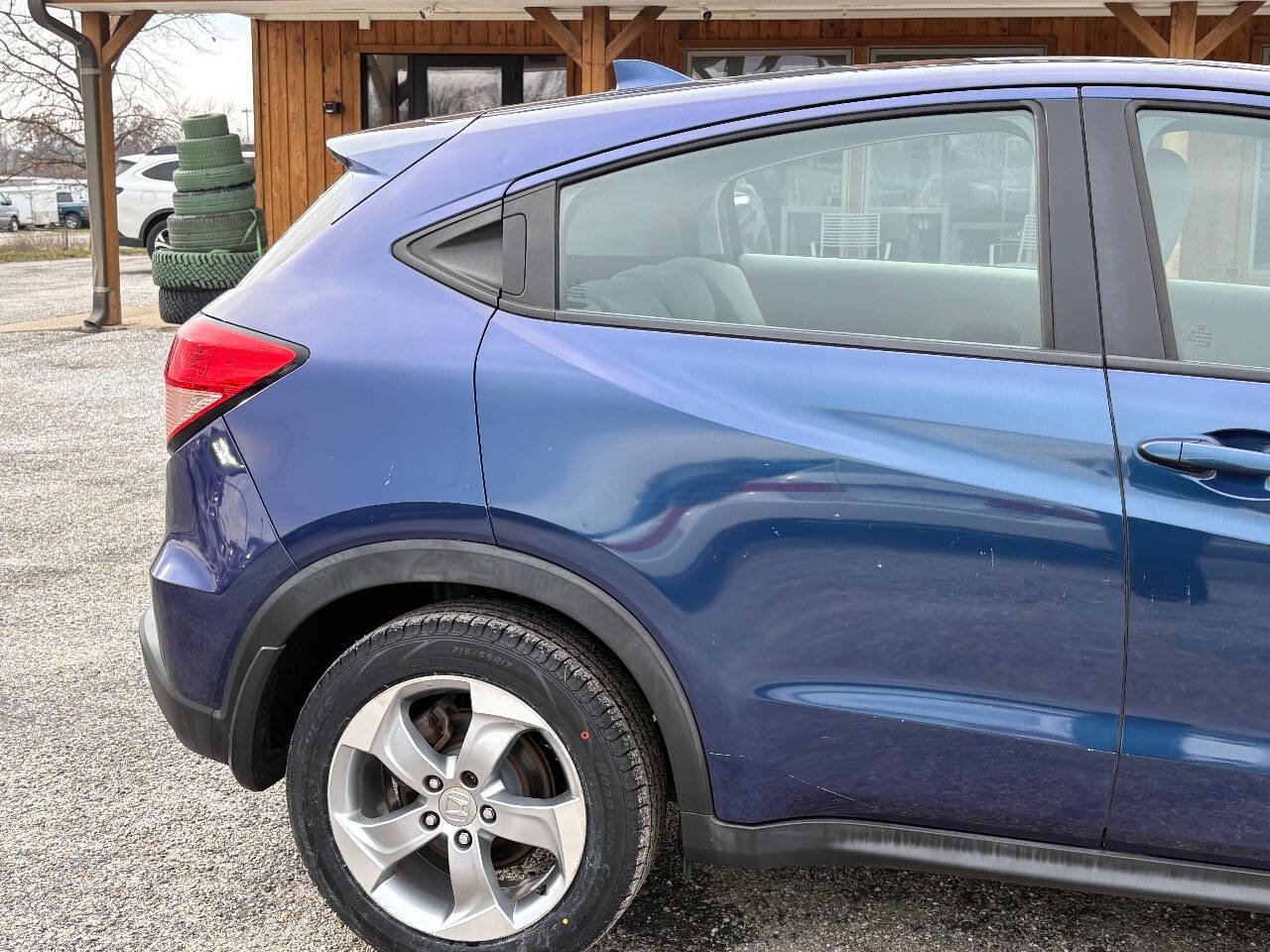 Used 2017 Honda HR-V LX image 15