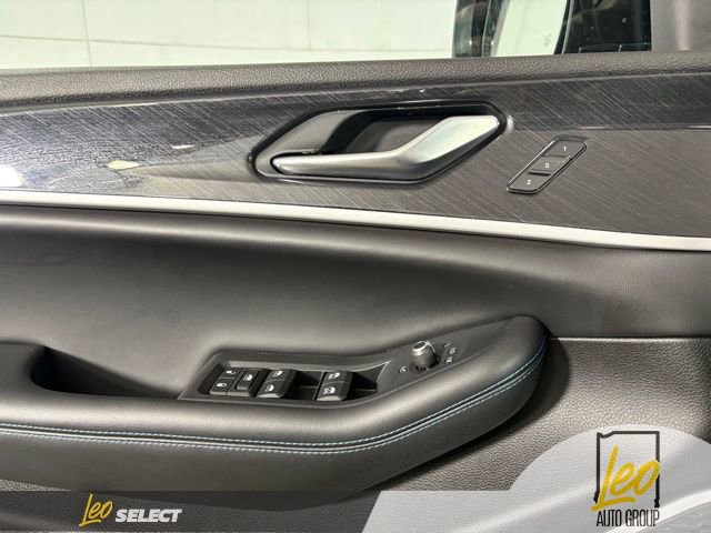 Used 2022 Jeep Grand Cherokee Trailhawk w/ Luxury Tech Group III AWD/4WD image 23