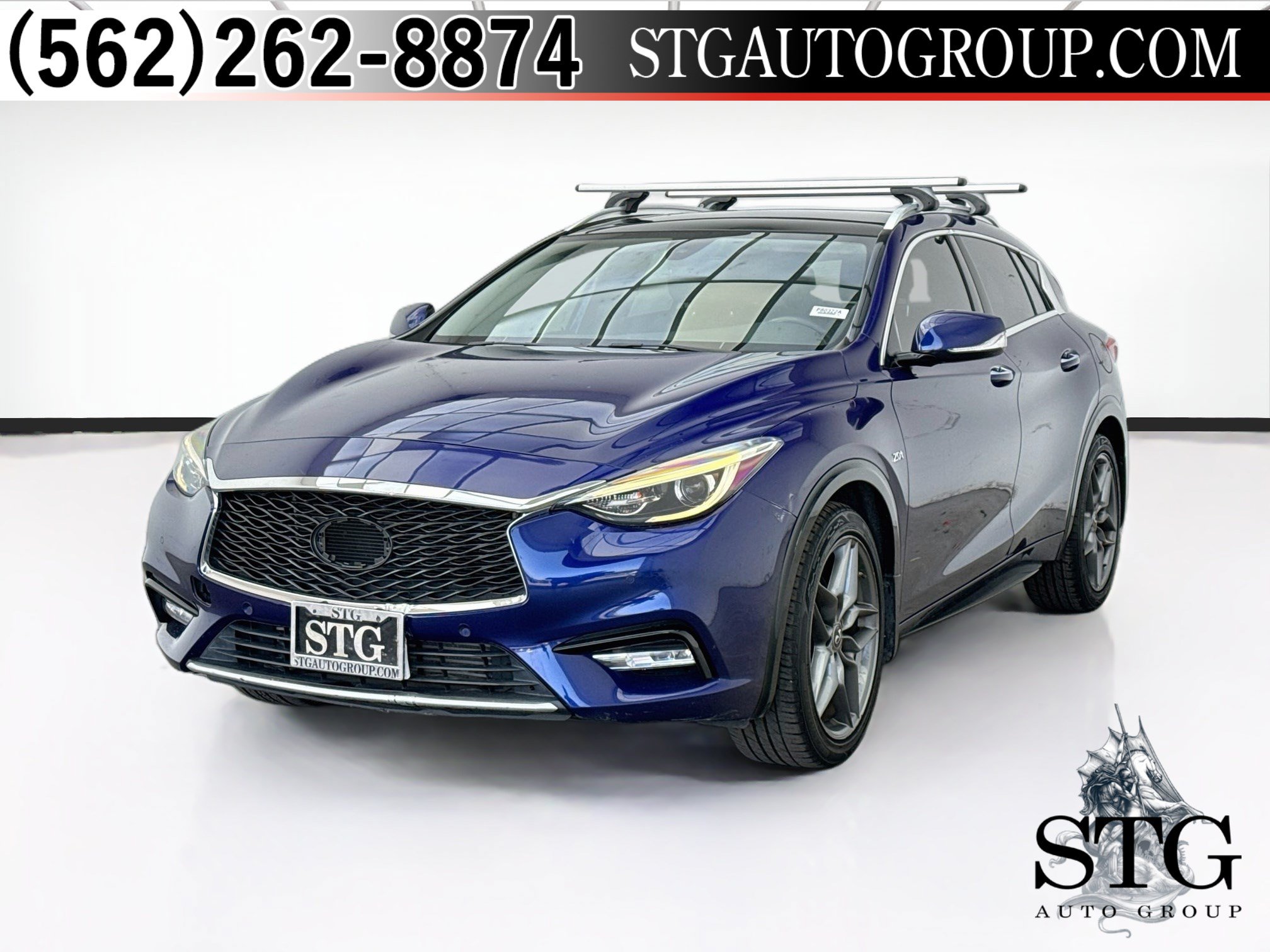 Used 2018 INFINITI QX30 Premium w/ Navigation Package FWD image 1
