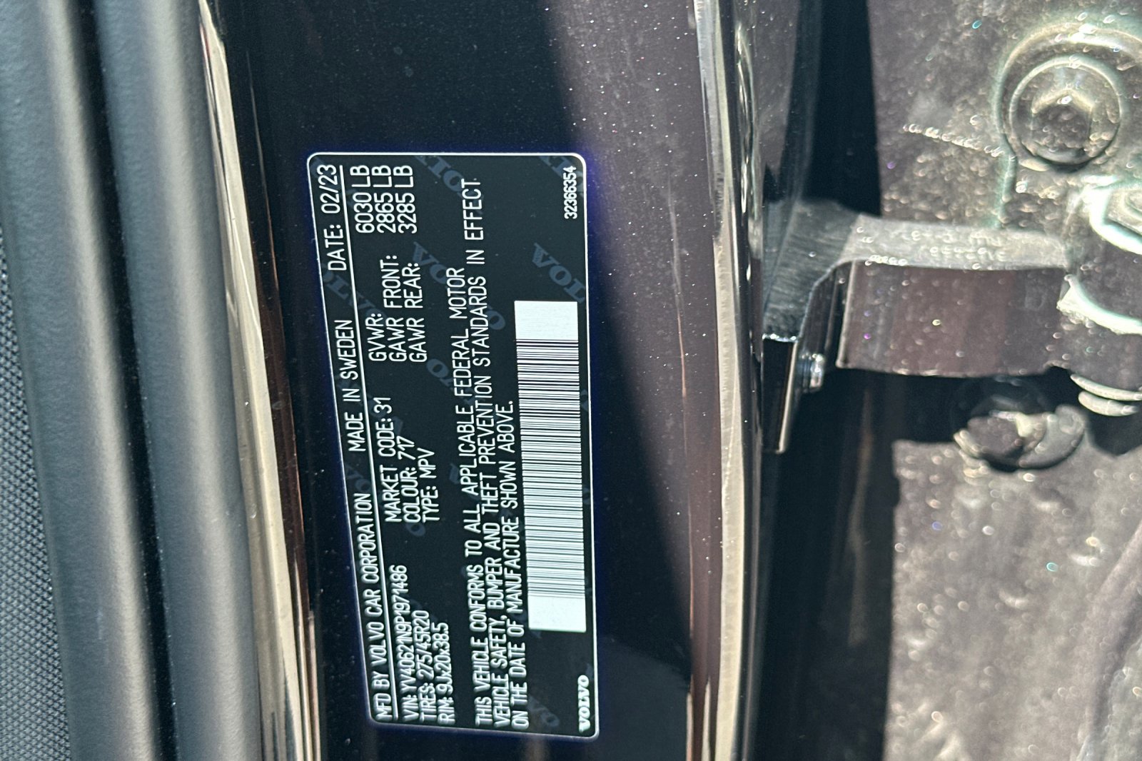 Certified 2023 Volvo XC90 B6 Plus image 36