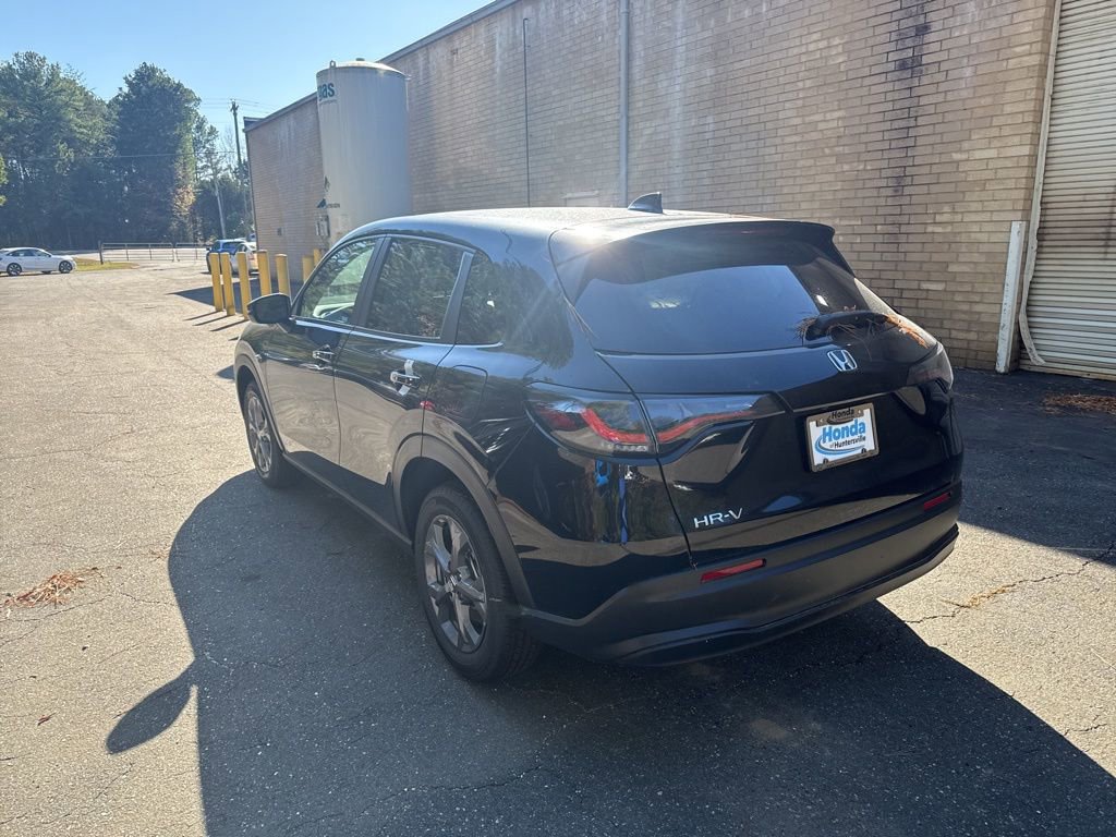 Certified 2026 Honda HR-V LX image 6