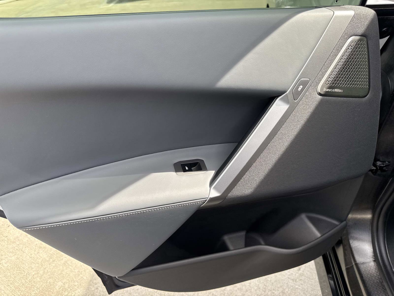 Used 2026 BMW iX xDrive60 image 9