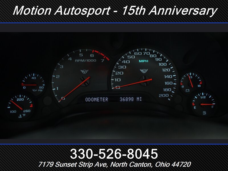 Used 2004 Chevrolet Corvette Convertible w/ Preferred Equipment Group RWD image 26