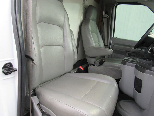 Used 2023 Ford E-450 and Econoline 450 Super Duty w/ Power Windows & Locks Group RWD image 14