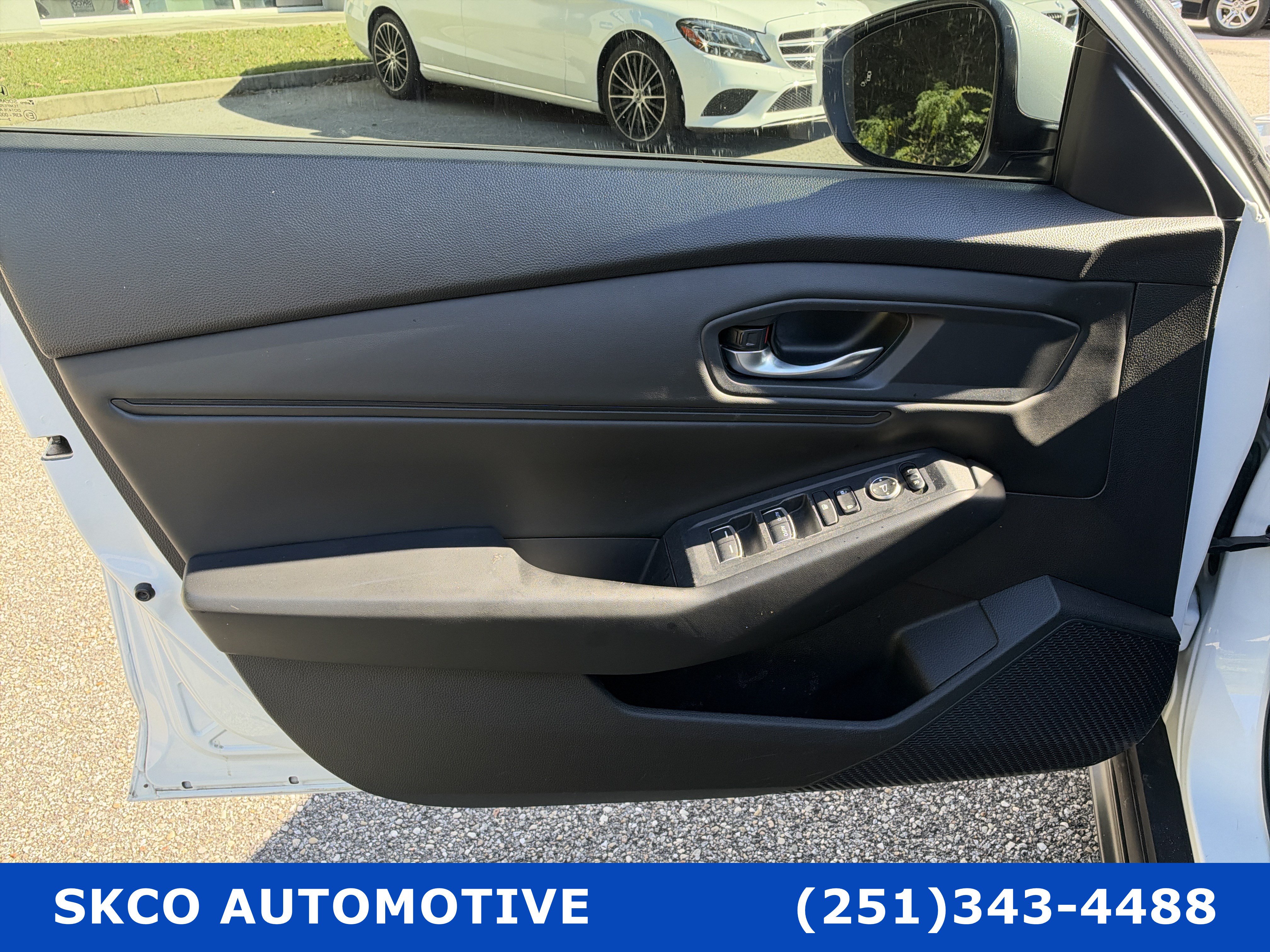 Used 2024 Honda Accord EX image 12