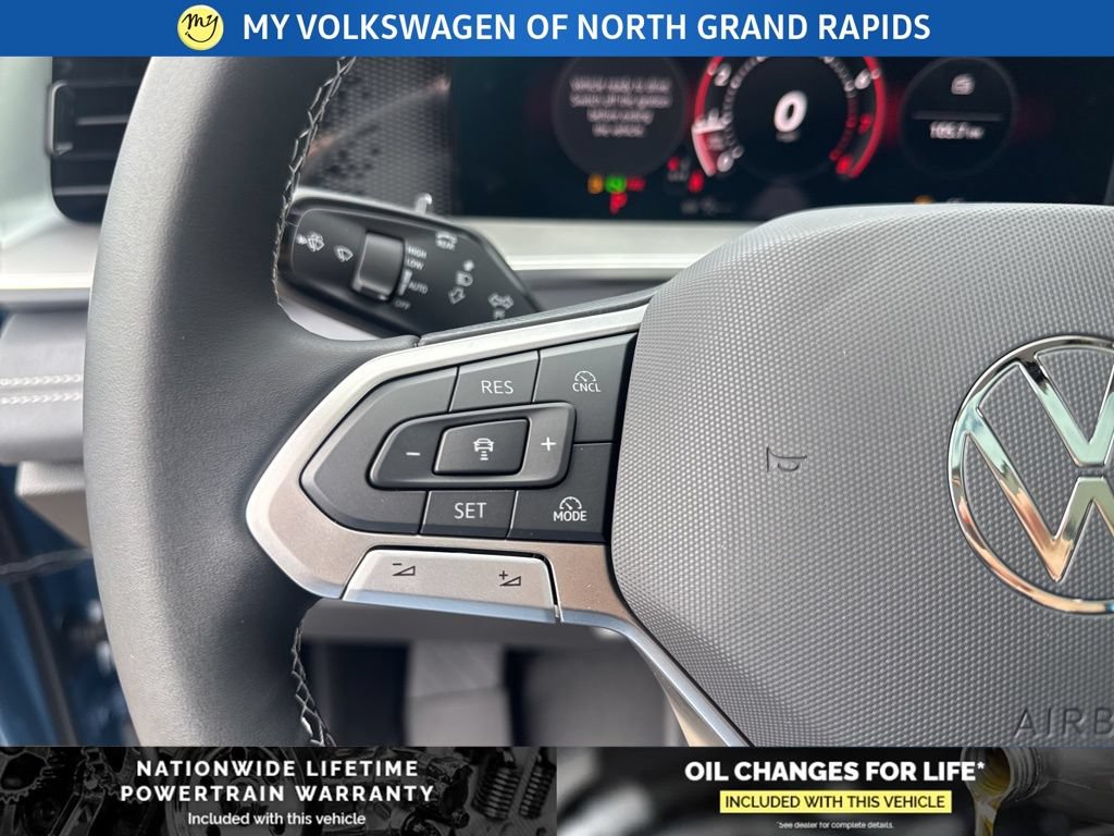 New 2026 Volkswagen Tiguan SE AWD/4WD image 17
