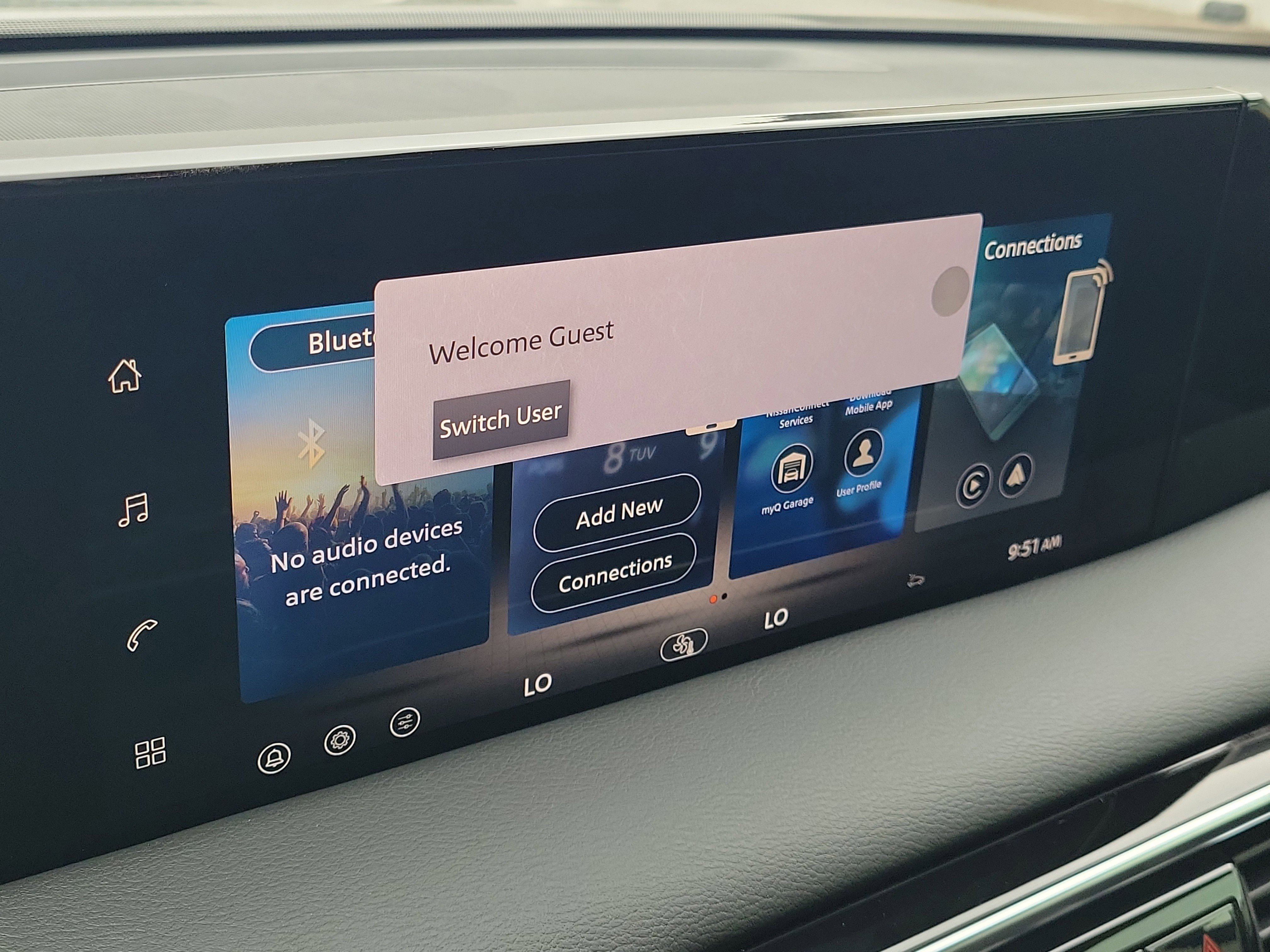 New 2026 Nissan Armada SV image 28