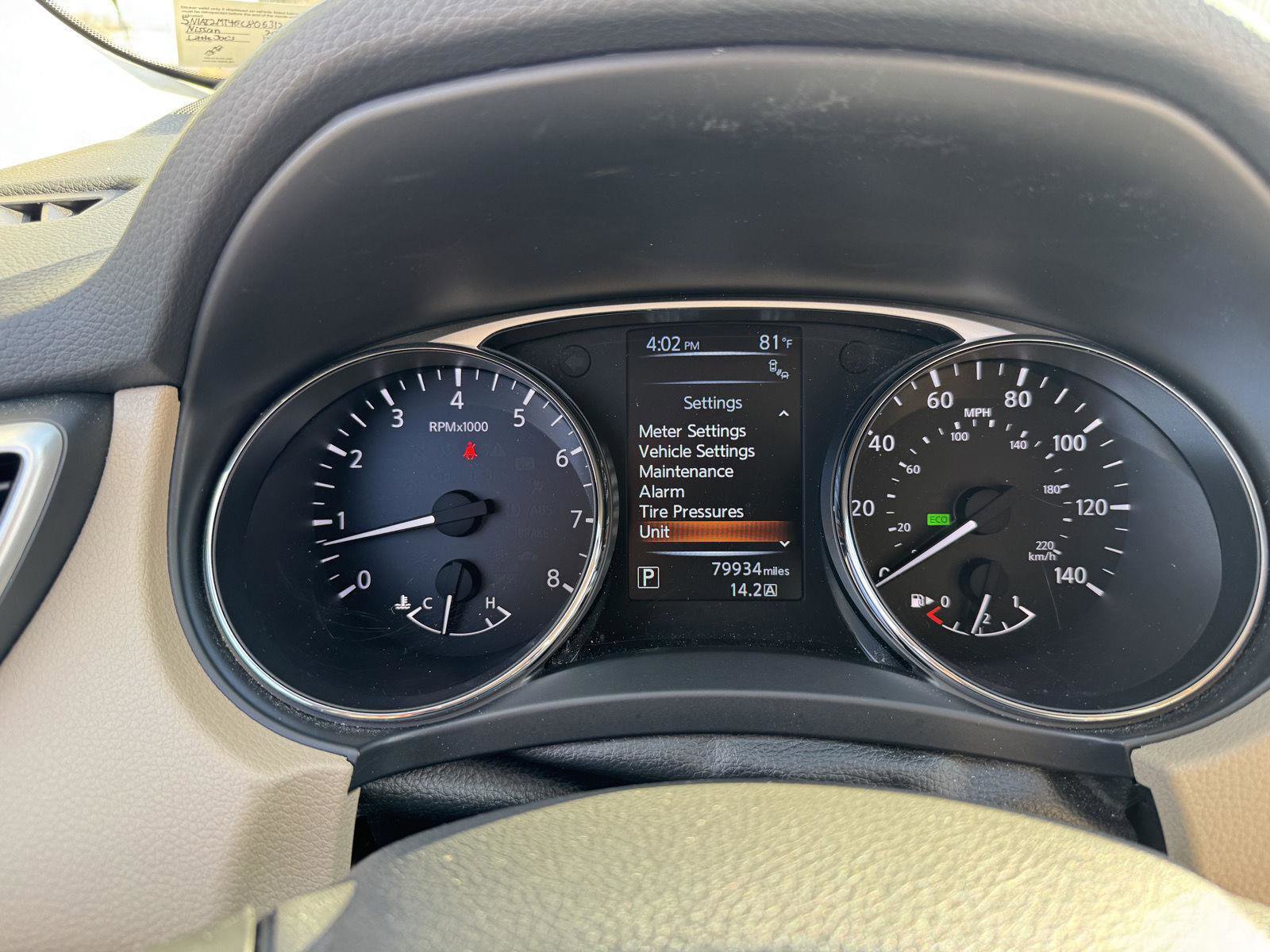 Used 2018 Nissan Rogue SV AWD/4WD image 19