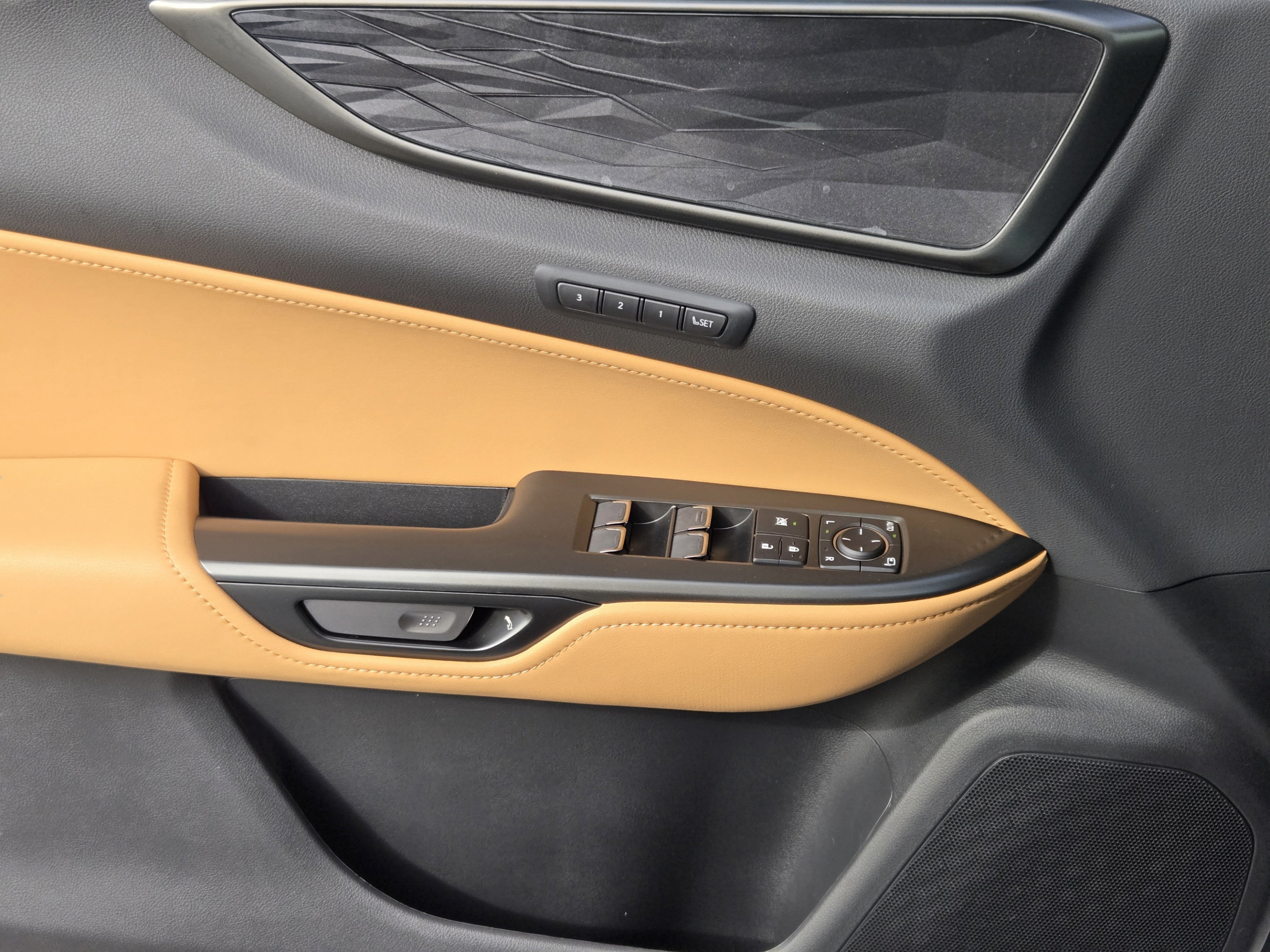 New 2026 Lexus NX 350 AWD w/ Accessory Package (Z1) image 11
