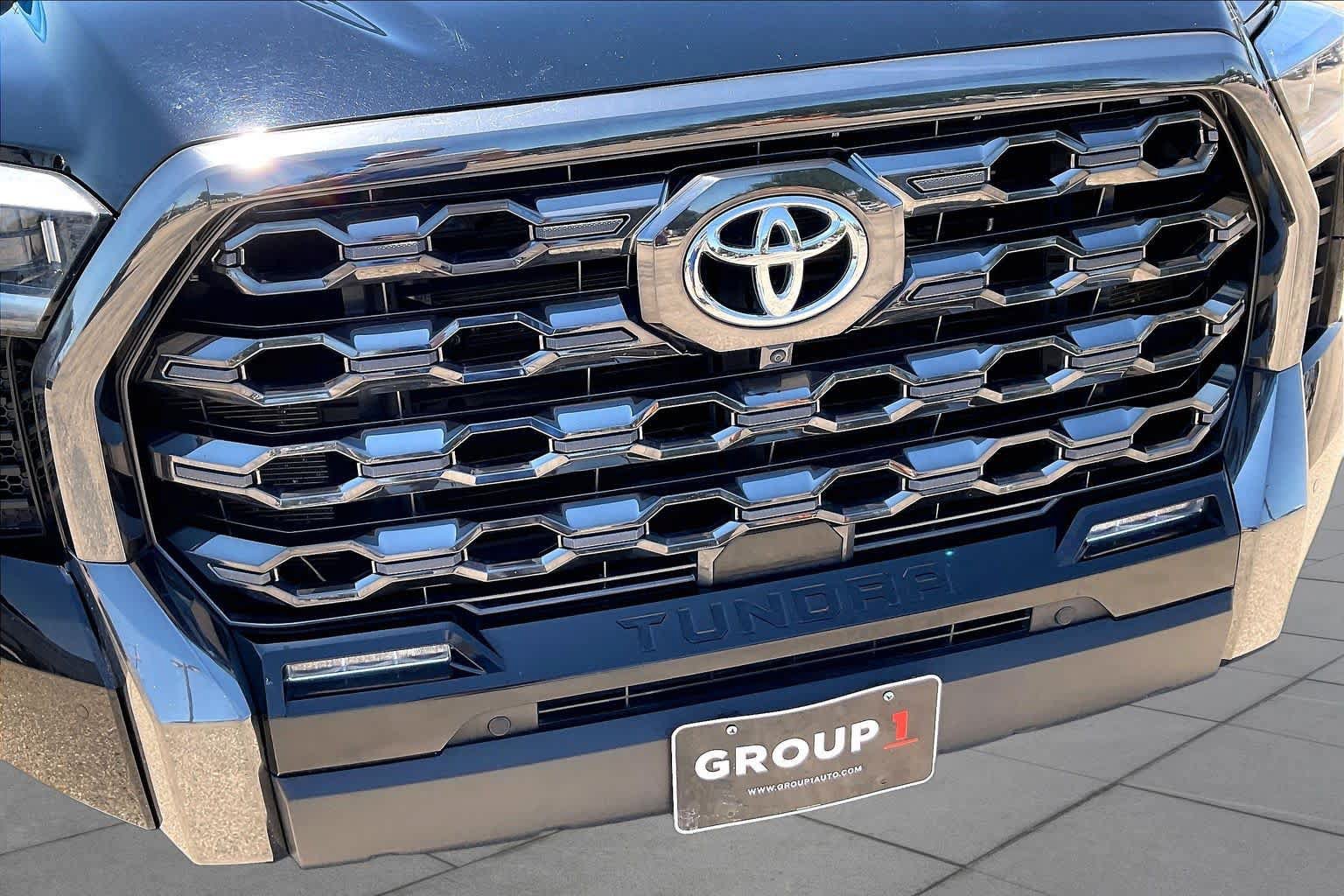 Used 2022 Toyota Tundra Platinum AWD/4WD image 30