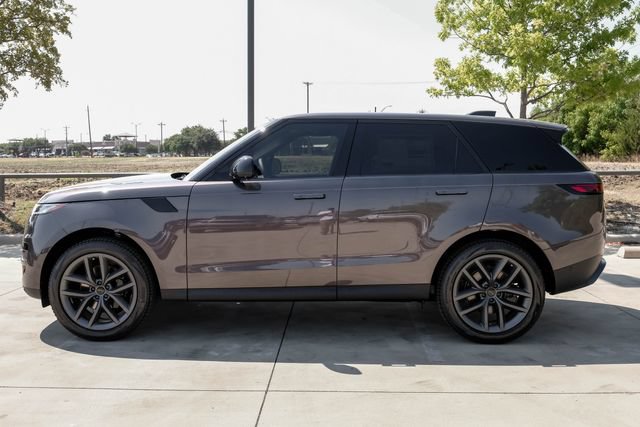 New 2026 Land Rover Range Rover Sport SE AWD/4WD image 14