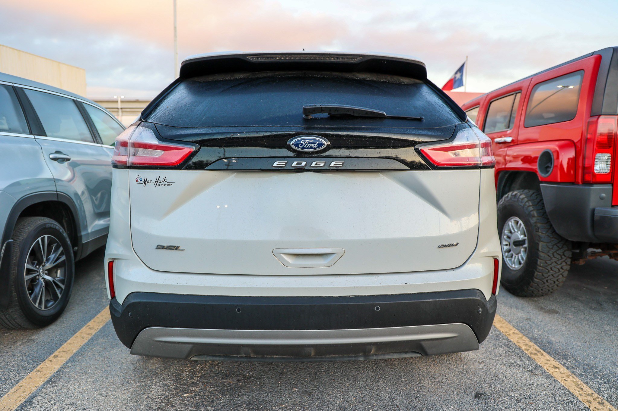 Used 2022 Ford Edge SEL AWD/4WD image 9