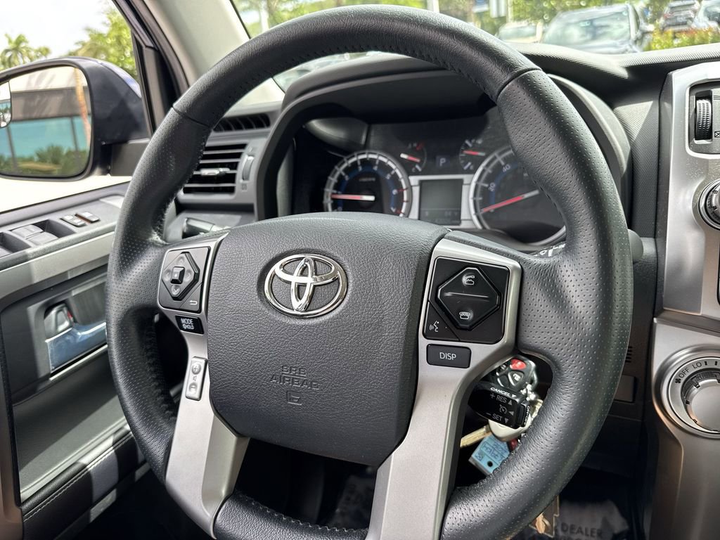 Used 2018 Toyota 4Runner SR5 image 54