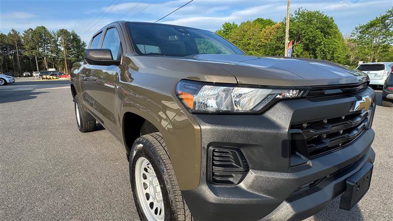 Used 2023 Chevrolet Colorado W/T RWD image 24