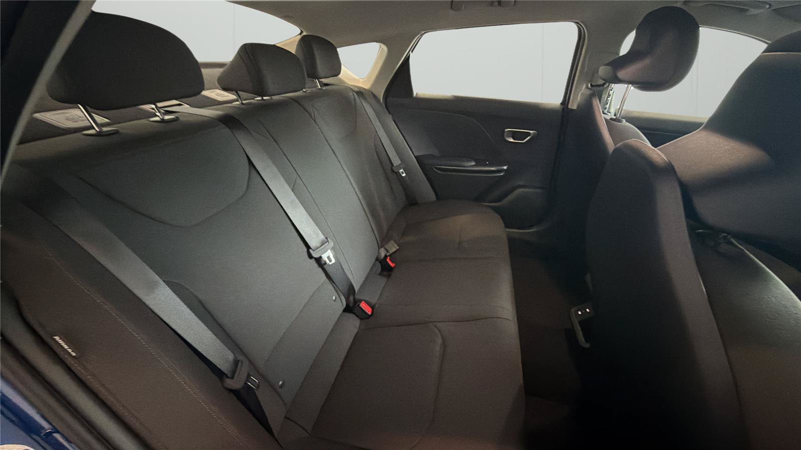 New 2026 Kia K4 FWD image 12
