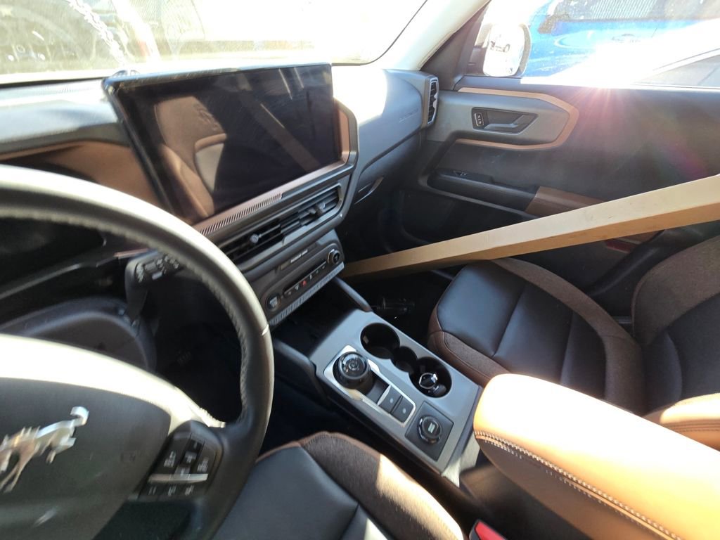 Used 2025 Ford Bronco Sport Outer Banks w/ Outer Banks Tech Package+ image 15